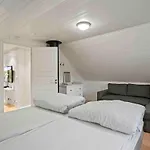Unik Sjohytte I Lofoten