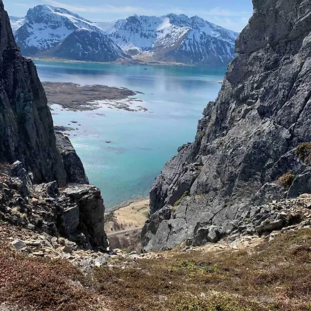 Unik Sjohytte I Lofoten Sandsletta