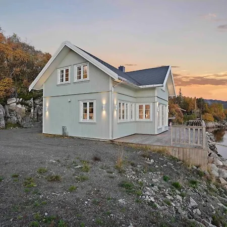Dom wakacyjny Unik Sjohytte I Lofoten