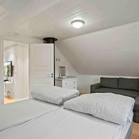 Unik Sjohytte I Lofoten