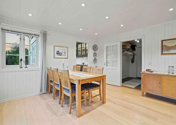 Unik Sjohytte I Lofoten Ferienhaus *